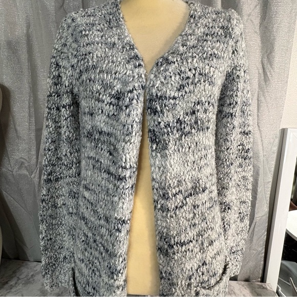 Madison Lilly Sherpa cardigan, Sherpa hoodie, woman’s sweater, size medium - Picture 4 of 16